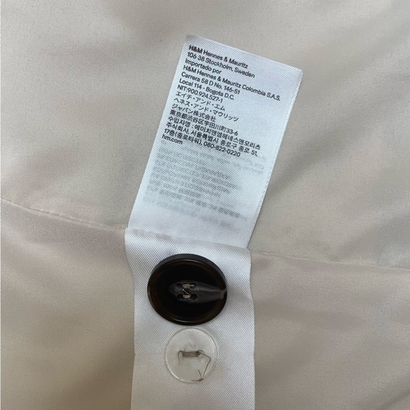 H&M oversized beige plaid blazer - Picture 6 of 6